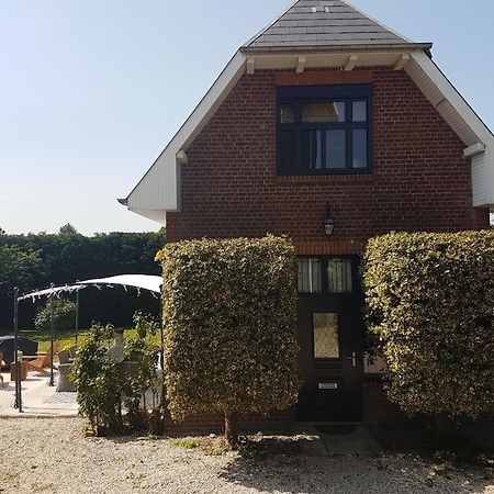 Le Pigeonnier / Gite De Charme 1 A 4 Pers 80 M² Cambrai Exteriör bild
