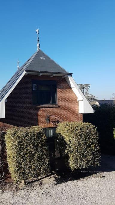 Le Pigeonnier / Gite De Charme 1 A 4 Pers 80 M² Cambrai Exteriör bild